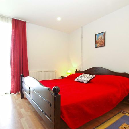 Apartments Dragica 1251 Fažana Eksteriør billede
