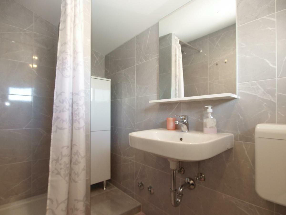 Apartments Dragica 1251 Fažana Eksteriør billede