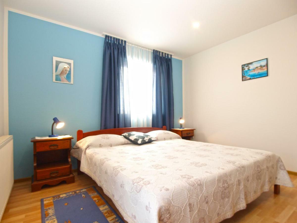 Apartments Dragica 1251 Fažana Eksteriør billede