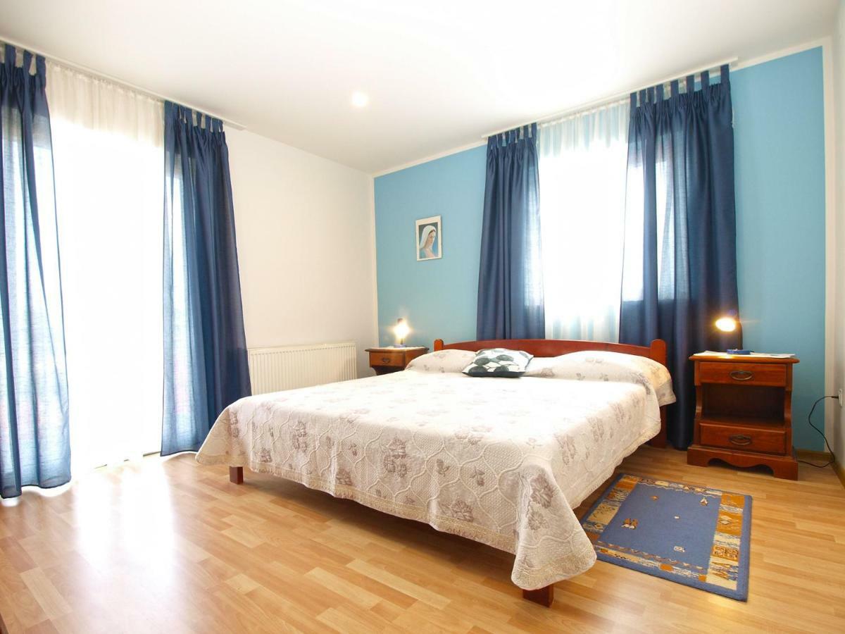 Apartments Dragica 1251 Fažana Eksteriør billede
